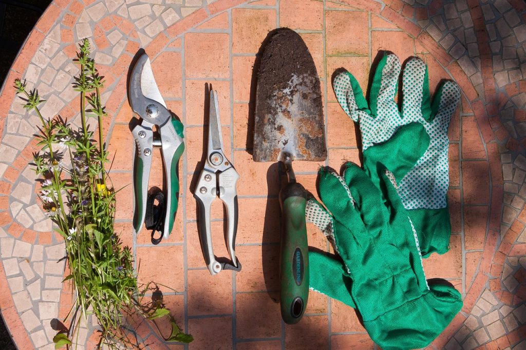 gardening gloves